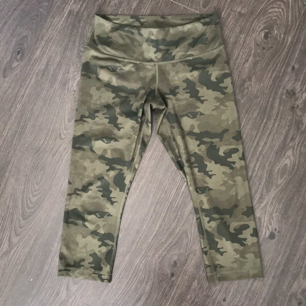 Lululemon Wunder Under Crop - Savasana Camo